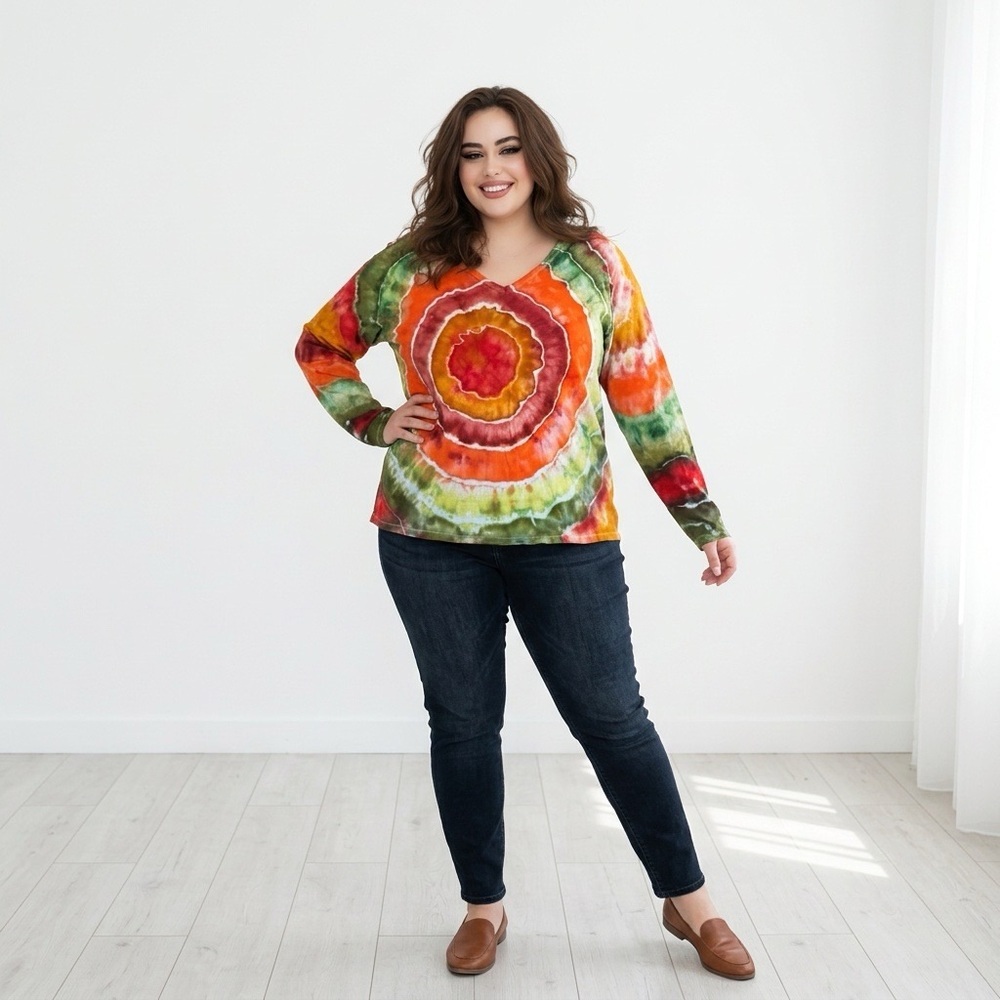 NWT Handmade Ice Dyed Geode V-neck Long Sleeve T-shirt